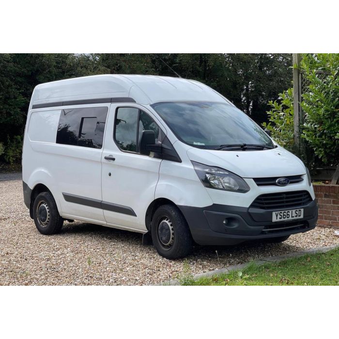 2017 FORD TRANSIT CUSTOM VAN. NEEDS ENGINE
