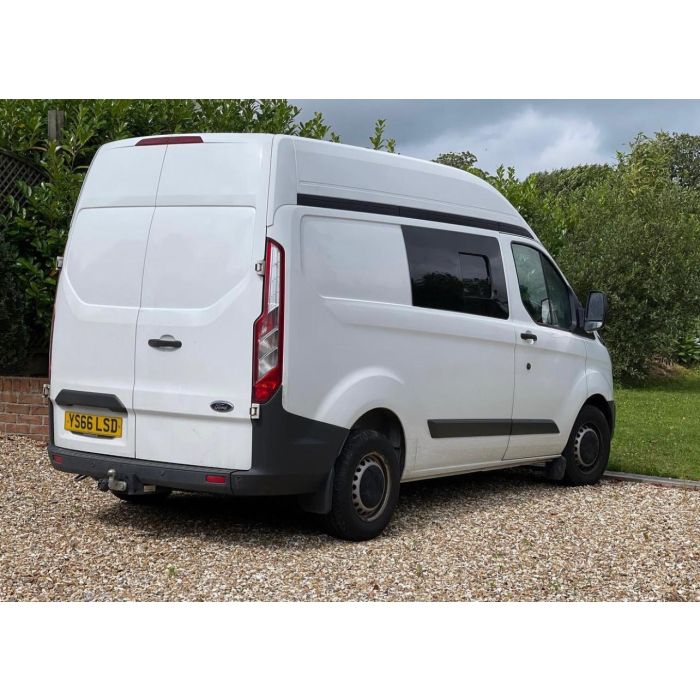 2017 FORD TRANSIT CUSTOM VAN. NEEDS ENGINE
