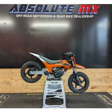 NEW 2025 KTM E2